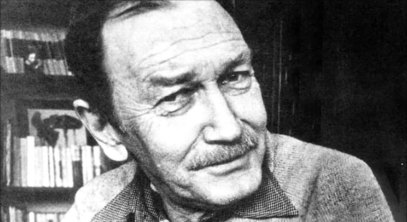 Turgut Uyar'ın Hayatı ve Eserleri